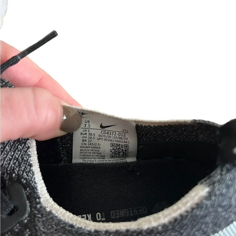 Nike React Flyknit Black White Running Shoes Size 7.5